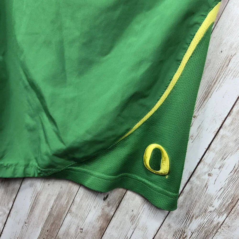 Nike Dri-Fit Oregon Ducks Shorts Mens Size Medium Green Yellow NCAA Basketball
